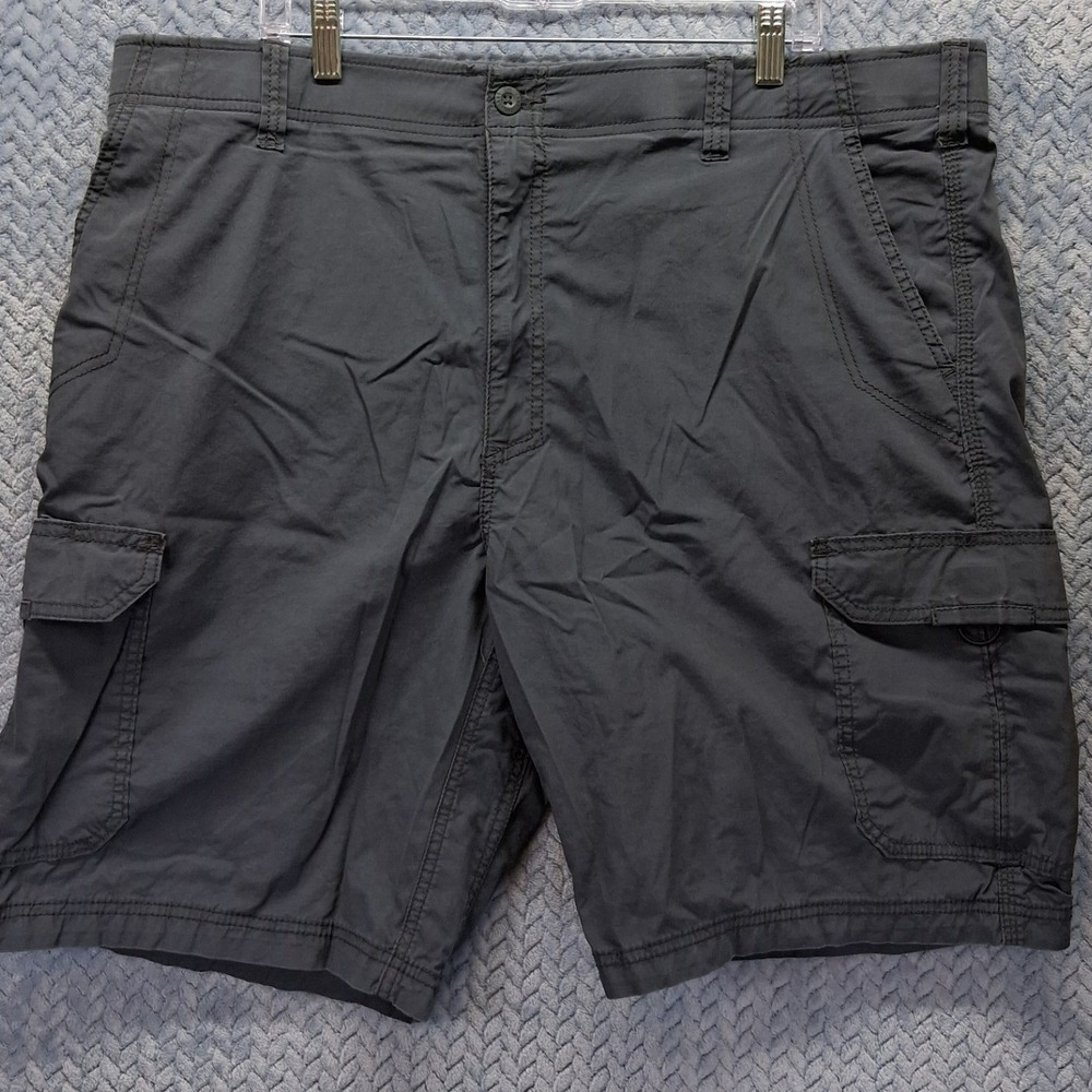 Lee Extreme Motion Performance Series Cargo Shorts Mens 42 Gray Gorpcore Work